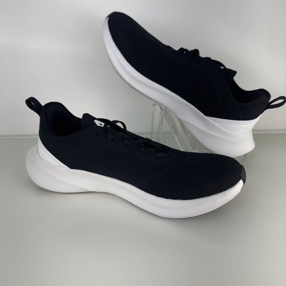 APL TechLoom Dream Women's Running Shoes Black White Size 9.5 Never Worn